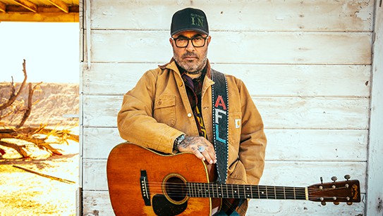 Aaron Lewis Returning to AMT in August